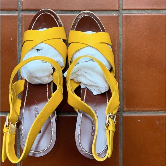 BCBG sandals - Picture 2 of 4